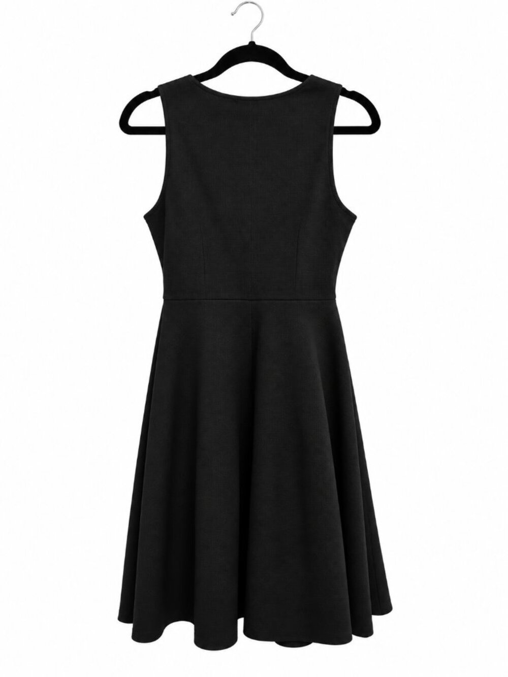 Soprano Black Sleeveless V-Neck Fit & Flare Dress Size M NWT